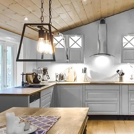 Holiday home 3 Bedroom Lovely In Vikanes Eikemo