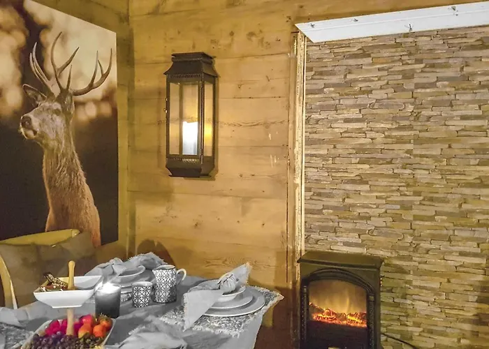 3 Bedroom Lovely In Vikanes Prázdninový dům Eiknes